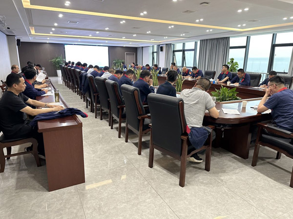 公司召開(kāi)安全、環(huán)保、職業(yè)衛(wèi)生工作會(huì)議 