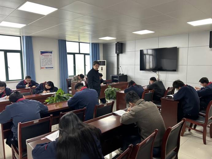建材公司、檢測(cè)公司聯(lián)合開展管理人員業(yè)務(wù)提升考試